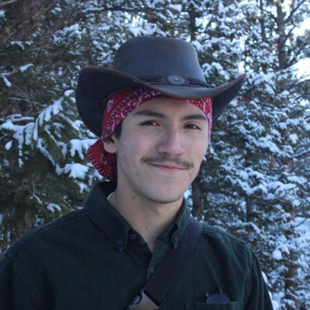 Meet your Posher, Ethan